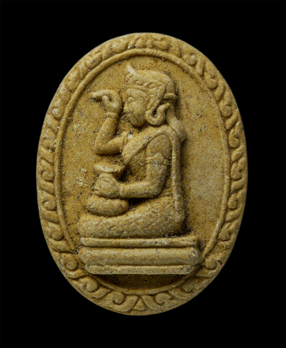 24Nov24 (208)p.jpg - แม่นางกวัก วัดพันเสด็จนอก อ.ศรีราชา จ.ชลบุรี ปี2543 เนื้อผงพุทธคุณ ผงว่าน | https://kamulet.in.th